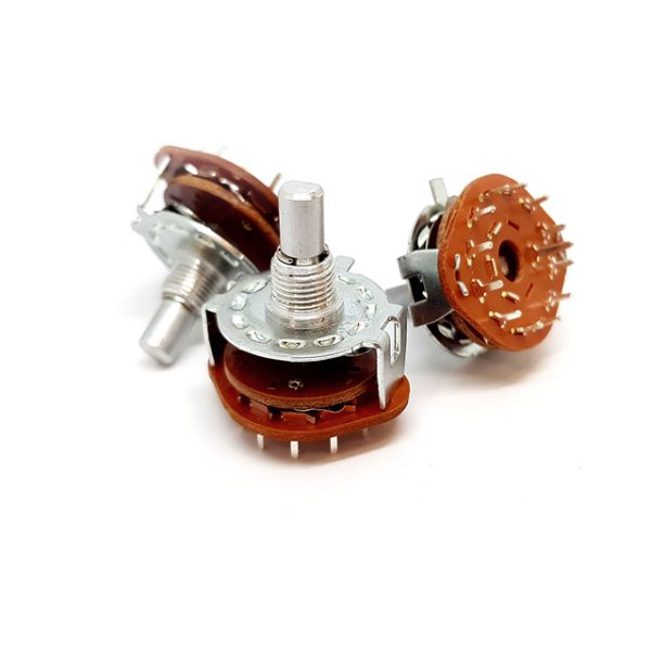 کلید سلکتور فلزی RS25 چهار حالته 3 پل